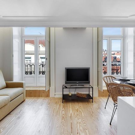 Lisbon Beautiful 2 Bedroom Apartment With Views In Rua Augusta Lisboa Kültér fotó